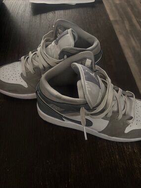 Youth High-Top Athletic Sneakers in Gray and White